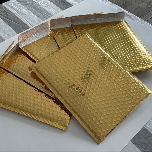Gold Bubble Enveloppes 8x11’’ - Picture 3 of 5